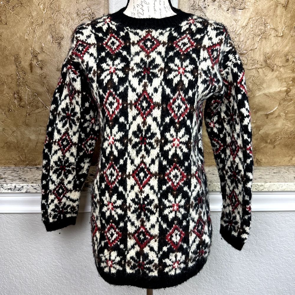 Fair Isle Pullover Sweater‎ Women's Black Red Crew Neck Long Sleeve Knit